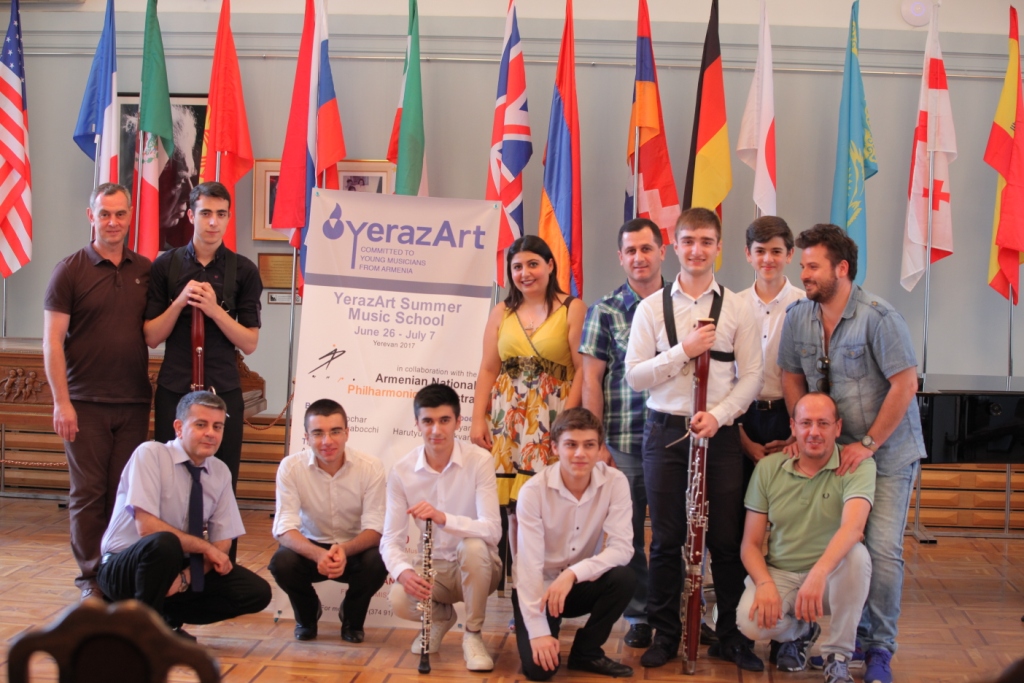 Arman Padaryan with teachers and participants Concert day